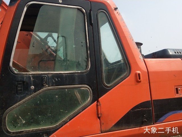 斗山 DH225LC-7 挖掘机