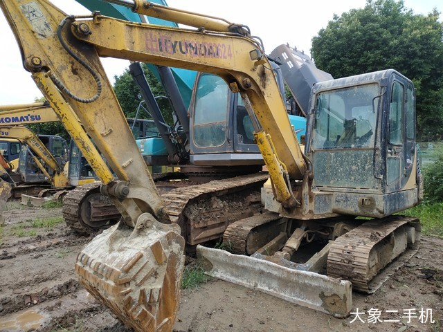 现代 R60-7 挖掘机