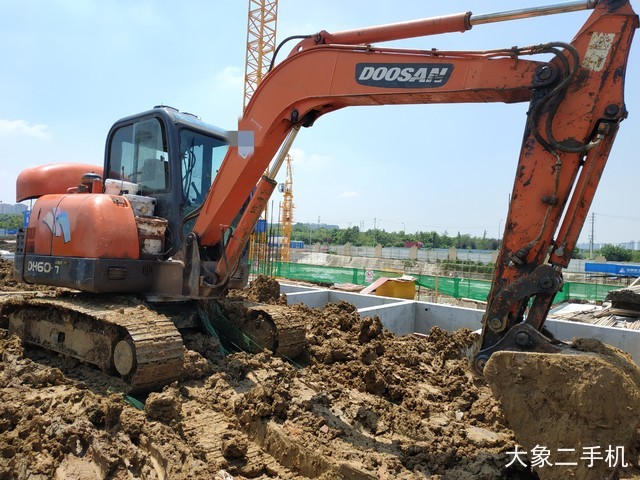 斗山 DH60-7 挖掘机