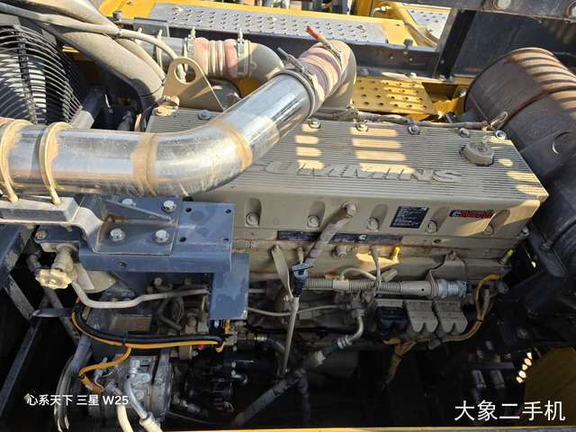 徐工 XE370D 挖掘机