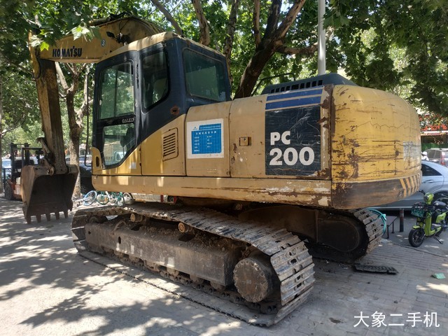 小松 PC200-7 挖掘机