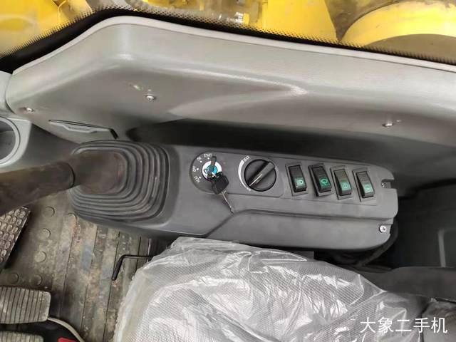 中联重科 ZE230E 挖掘机