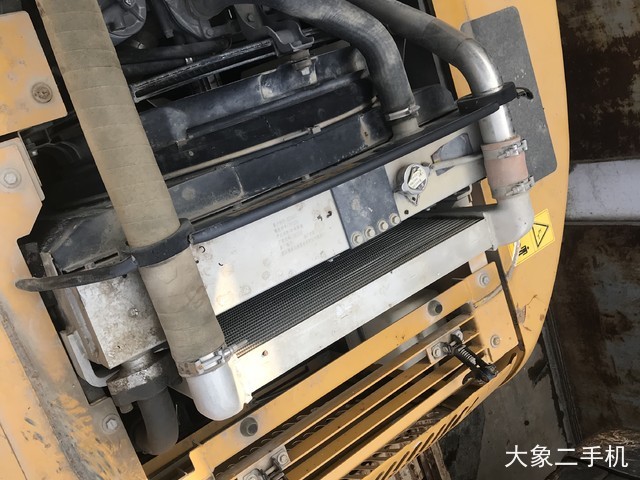 徐工 XE215C 挖掘机