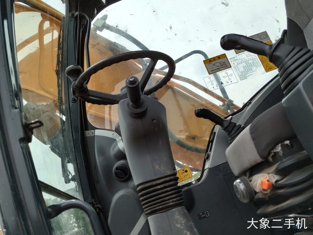 现代 150WVS 挖掘机