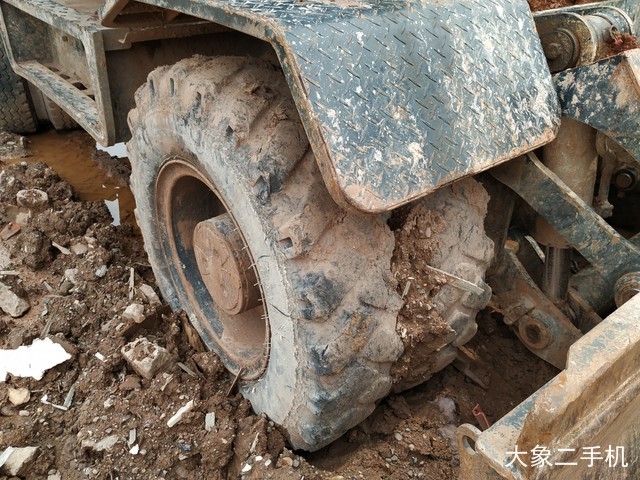 现代 150WVS 挖掘机