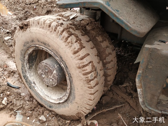 现代 R150W-9 挖掘机