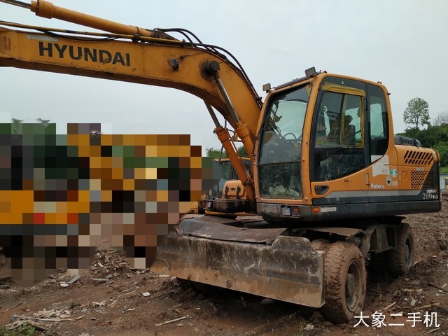 现代 R150W-9 挖掘机