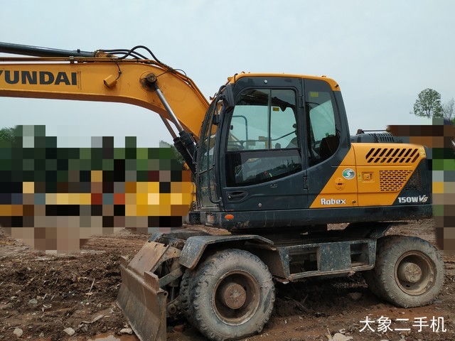 现代 150WVS 挖掘机
