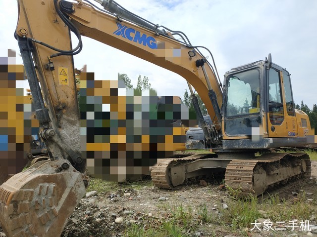 徐工 XE135D 挖掘机