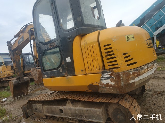 雷沃重工 FR60-7 挖掘机