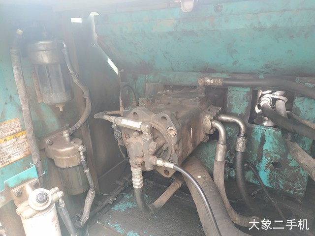 神钢 SK260LC-8 挖掘机