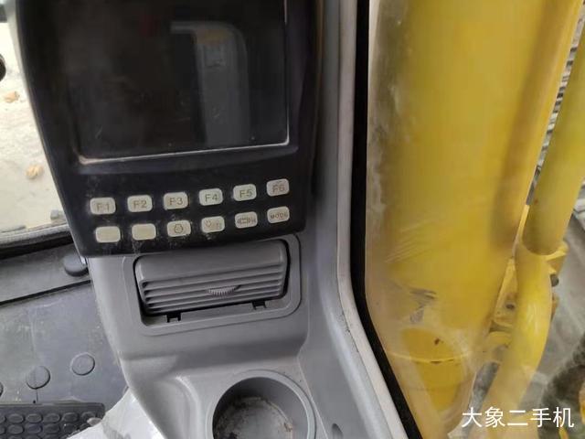 中联重科 ZE260E 挖掘机