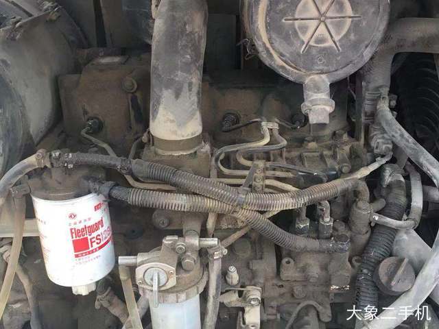 现代 R80-7 挖掘机