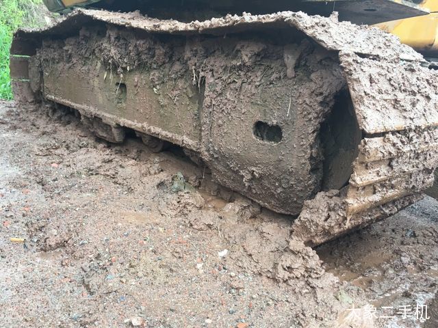 雷沃重工 FR60 挖掘机