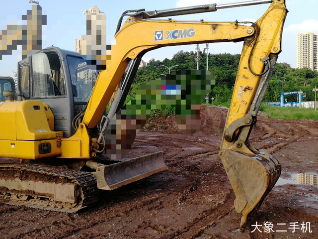 徐工 XE60 挖掘机