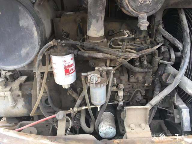 现代 R80-7 挖掘机