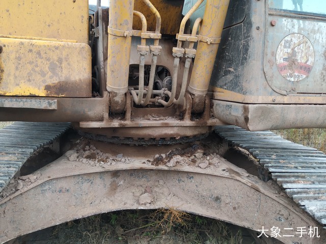 山重建机 JCM922D 挖掘机