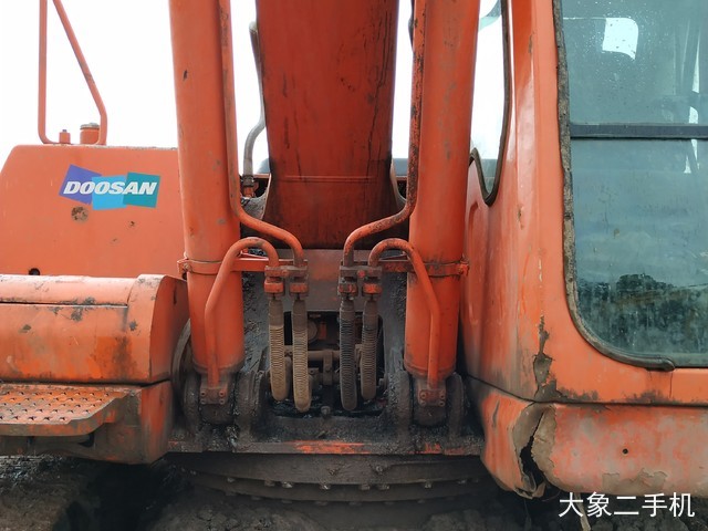 斗山 DH225LC-7 挖掘机