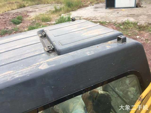 现代 R80-7 挖掘机