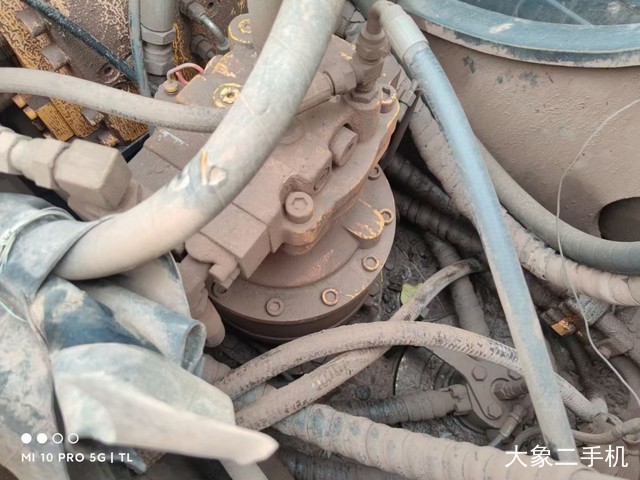 现代 R225LC-7 挖掘机