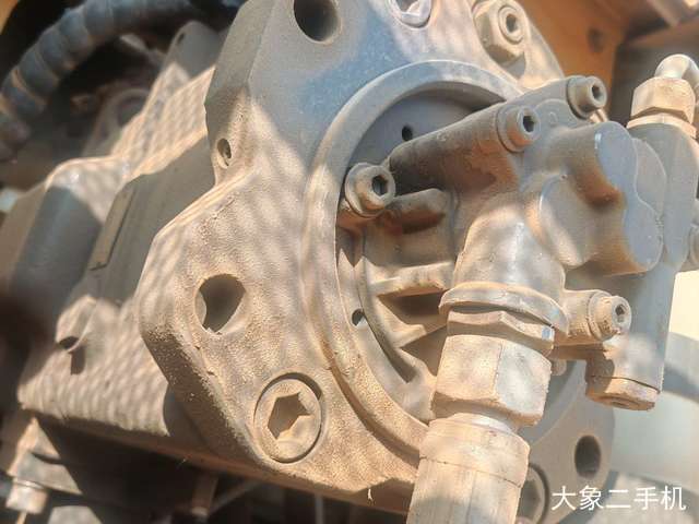 三一重工 SY365H-9 挖掘机