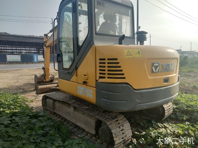 徐工 XE65D 挖掘机