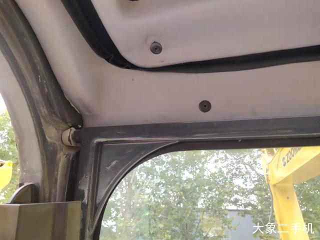 中联重科 ZE230E 挖掘机