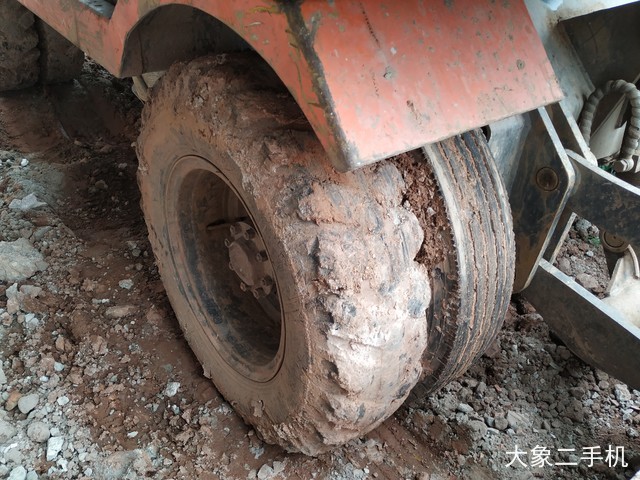 远山机械 YS765-8 挖掘机