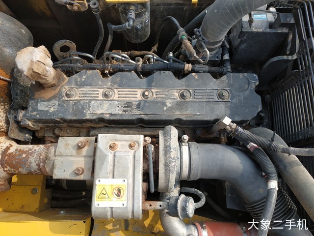 小松 PC220-8 挖掘机