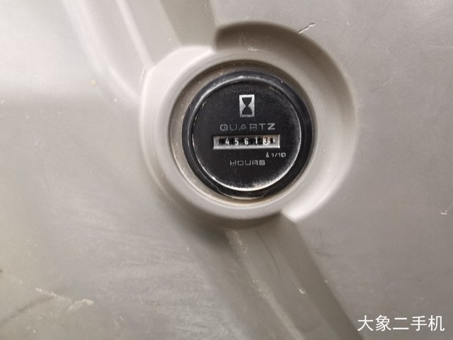 神钢 SK250 挖掘机