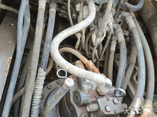 沃尔沃 EC240BLC 挖掘机