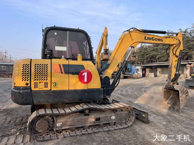 柳工 CLG906D 挖掘机