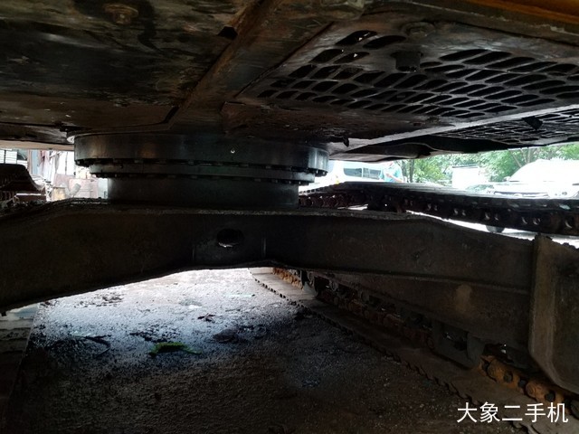 三一重工 SY135C 挖掘机