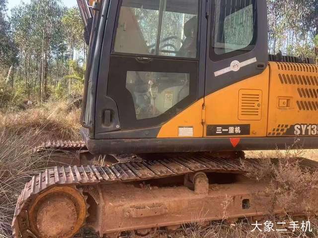 三一重工 SY135C 挖掘机