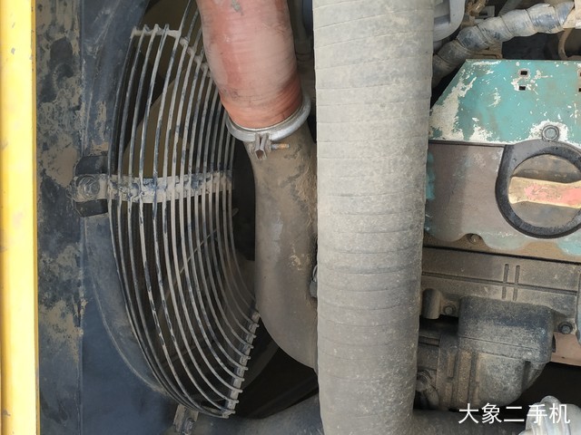 沃尔沃 EC210BLC 挖掘机