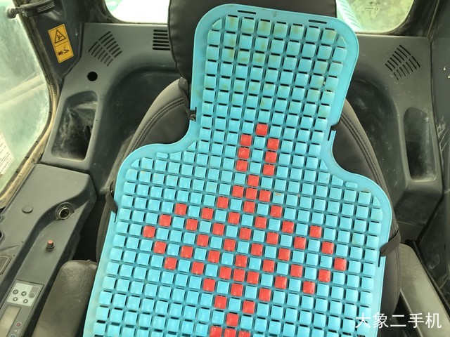 神钢 SK350LC-8 挖掘机