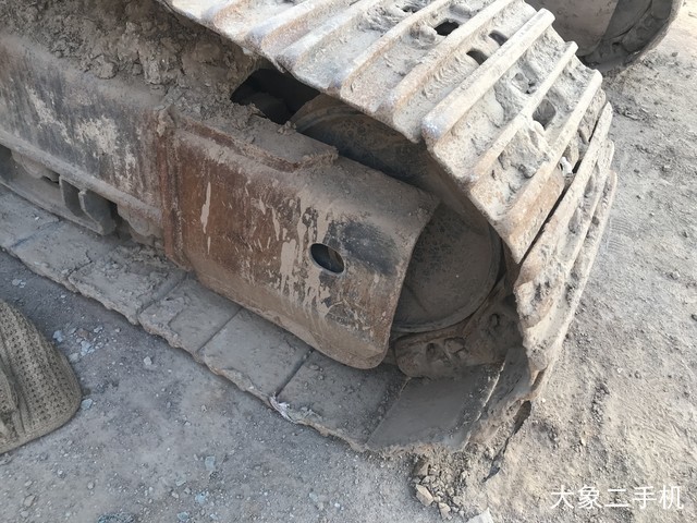 小松 PC220-8M0 挖掘机