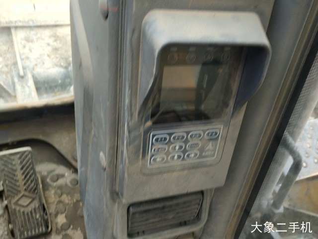 三一重工 SY75C 挖掘机