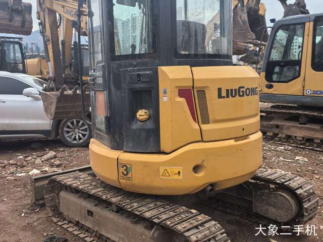 柳工 CLG9035E 挖掘机