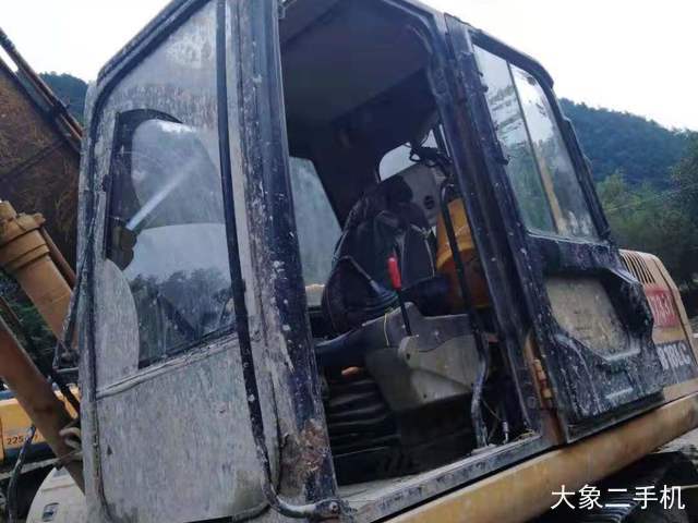 厦工 XG815LC 挖掘机