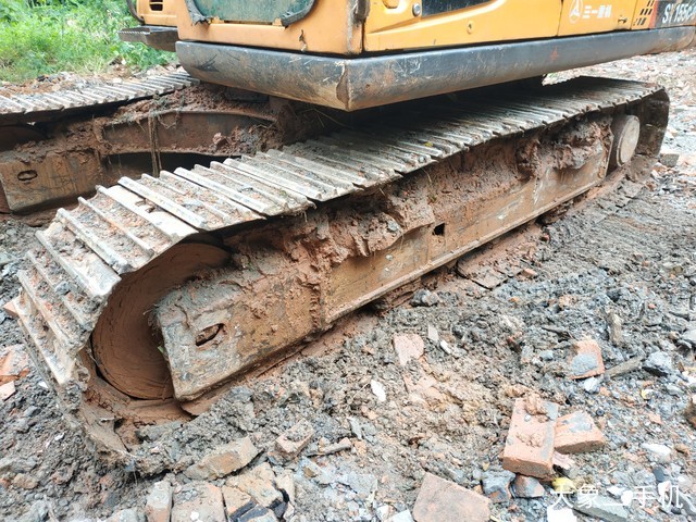 三一重工 SY135C-8 挖掘机