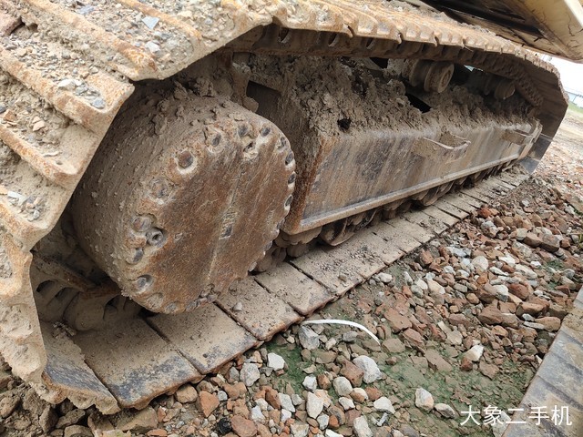 小松 PC240LC-8M0 挖掘机