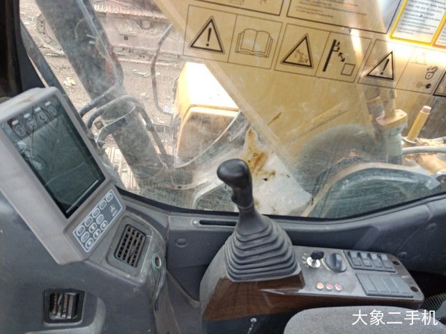 三一重工 SY245H 挖掘机