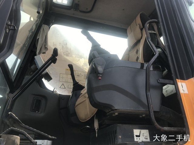 三一重工 SY365H 挖掘机