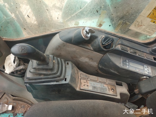 神钢 SK350LC-8 挖掘机