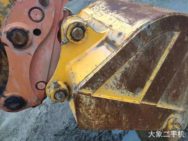 龙工 LG6150 挖掘机