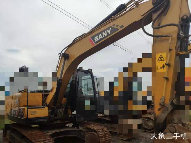 三一重工 SY135C-9 挖掘机