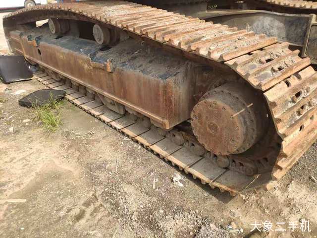 现代 R385LC-9T 挖掘机