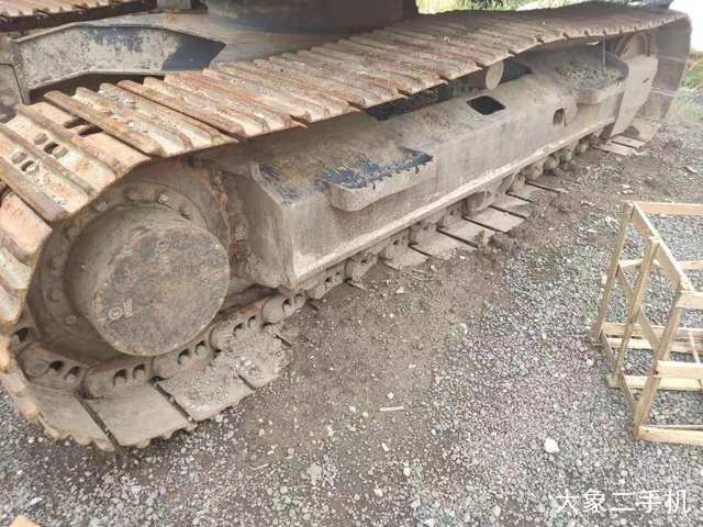 徐工 XE135D 挖掘机