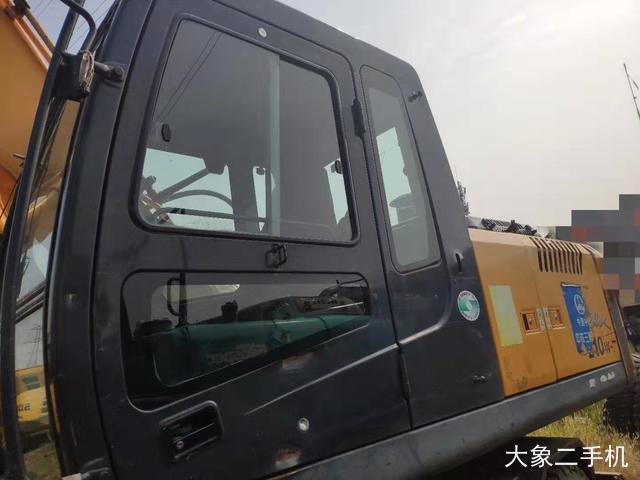 现代 R210W-7 挖掘机